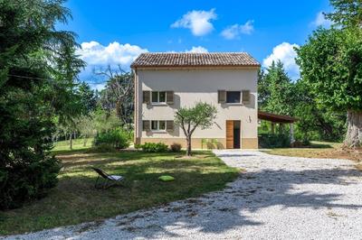Ferienhaus in Pergola mit Privatem Pool