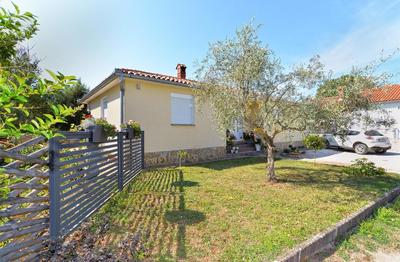 Ferienhaus mit Privatpool für 8 Personen ca 120 qm in Paradiž bei Vodnjan, Istrien Südküste von Istrien