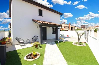 Ferienhaus mit Privatpool für 8 Personen ca 125 qm in Galižana, Istrien Istrische Riviera