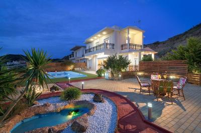 Ferienhaus mit Privatpool für 7 Personen ca 170 qm in Rhodos-Stadt, Dodekanes Rhodos