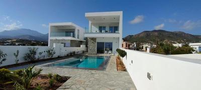 Villa Marina Hills im kretischen Stil mit Privatpool direkt in Strandnähe