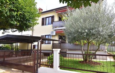 Wohnung für Paare in der Nähe des Zentrums Umag
