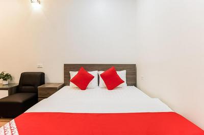 Khách Sạn Giao Thông