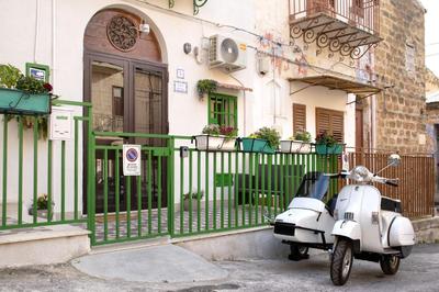 LA CASA DELL'EMIRO