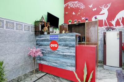 Hotel O S Palace Near Samaypur Badli Metro Station