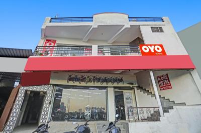 Hotel O A One Hotel Near Noida Sector 81 Metro Station
