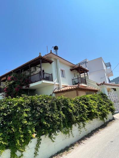 White Dream Apartment