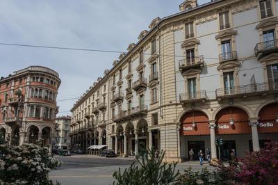 L'angolo di Piazza Castello by Wonderful Italy