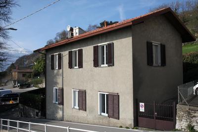 Tre Finestre Sul Lago