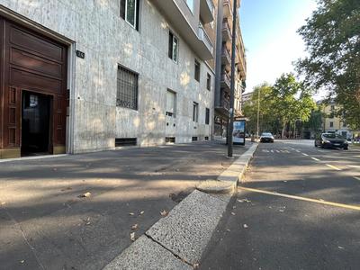 Smart House for Business Guests, 50m from Metro M4