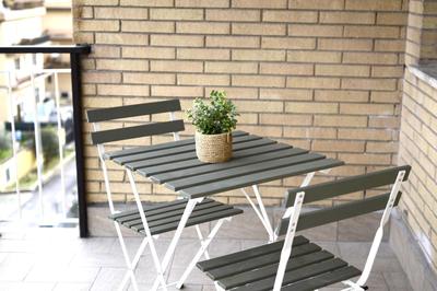 Green and Blue Apartment - Metro C, Free Parking and Wifi