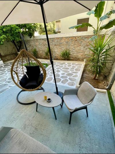 Central Studio Flat with Garden