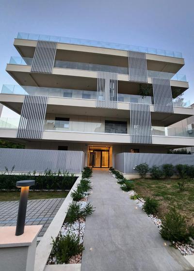 Hektor apartment with sea view terrace and garage