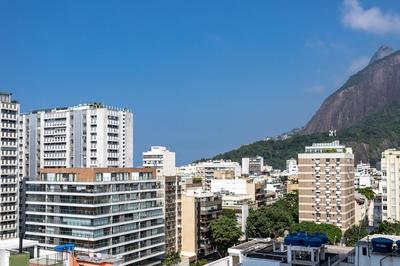 (902-B) Studio with Sea View and Amenities