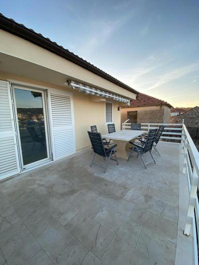 HOUSE VESNA