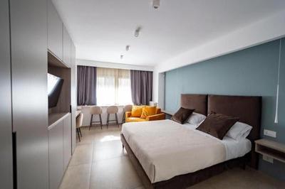 APARTMENT ANDROMEDA