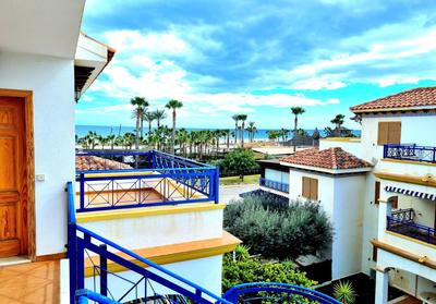 Apartamento dos dormitorios Veramar 5 1ª línea de playa con vistas al mar