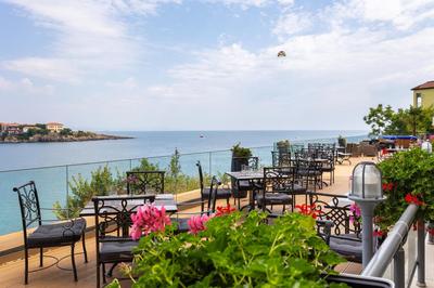 Hotel Antea - By The Sea