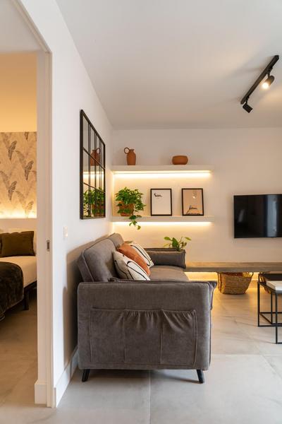 Apt The V home