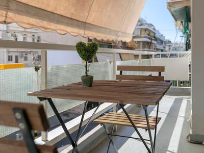 Alluring 2BR apartment in Thiseio