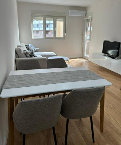 Cozy 1bd apartment Central point-GARAGE available 5e per day