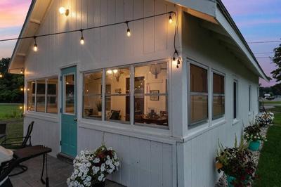 Kalbus Cottage Watch Sunrises & Sunsets on Lake Winnebago