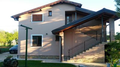 Apartment Eden in peaceful area near center