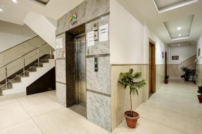 Airport Hotel IVY