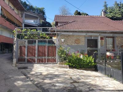 Aria Guesthouse