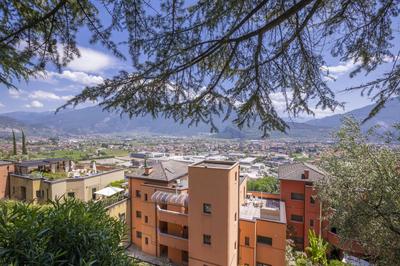 Lake View Dom-Us Apartment - Happy Rentals