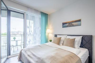 Central - NEW - Cozy Stay