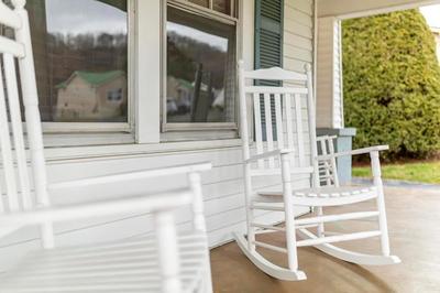 3BR Bristol Retreat - 2 Blocks from State Street