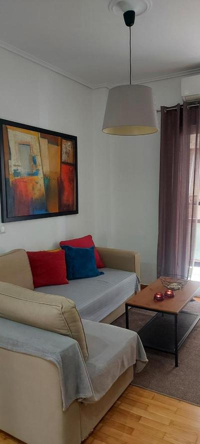 Flat in King's George B' Street