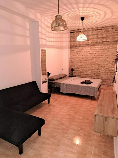 LIAM STUDIO IN SEVILLA CENTRIC