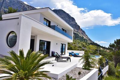 Design Villa SkyBlue mit Pool und Panorama Meerblick