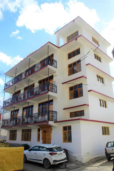 Hotel White House