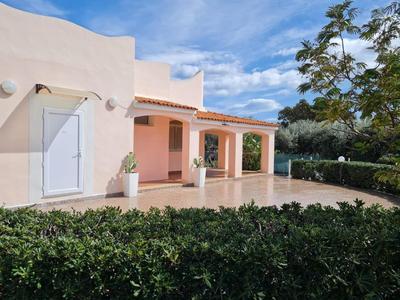 Villa Leale