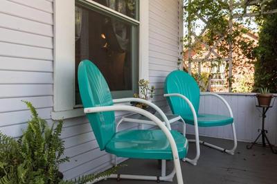 Retro Bungalow