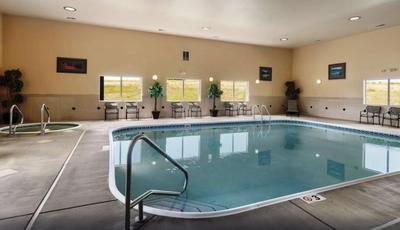 Summit Suites