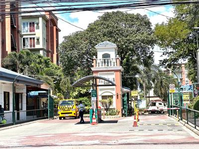 Affordable Studio Unit at Chateau Elysee Lafayette cluster