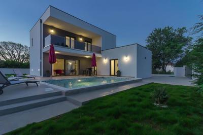Ferienhaus mit Privatpool für 8 Personen ca 175 qm in Šišan, Istrien Südküste von Istrien