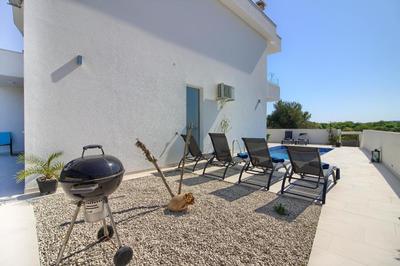 Ferienhaus mit Privatpool für 8 Personen ca 110 qm in Medulin, Istrien Südküste von Istrien