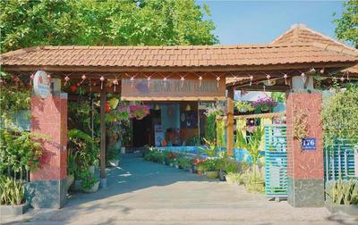 Riverside Plum Garden Villa