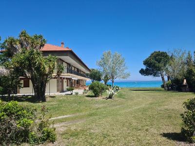 Akti Hanioti Villas
