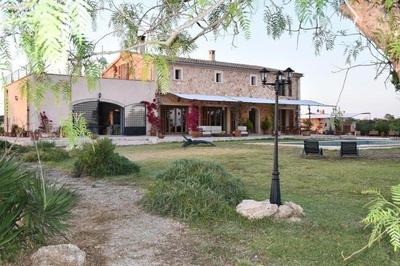 Finca Son Fred, Campos