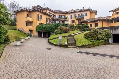 appartamento con giardino a 2 minuti dal lago