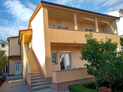 Studio Apartment Mit Terrasse Und Parkplatz