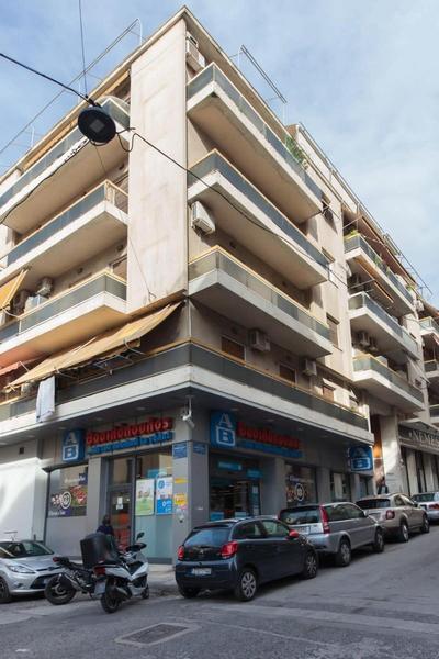 Ampelokipoi Modern Athens Cozy Apt for 2