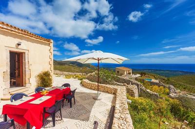 Ferienhaus mit Privatpool für 6 Personen ca 160 qm in Avola, Sizilien Ostküste von Sizilien