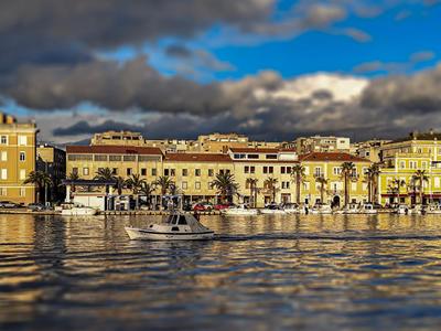 High Tide Apartment